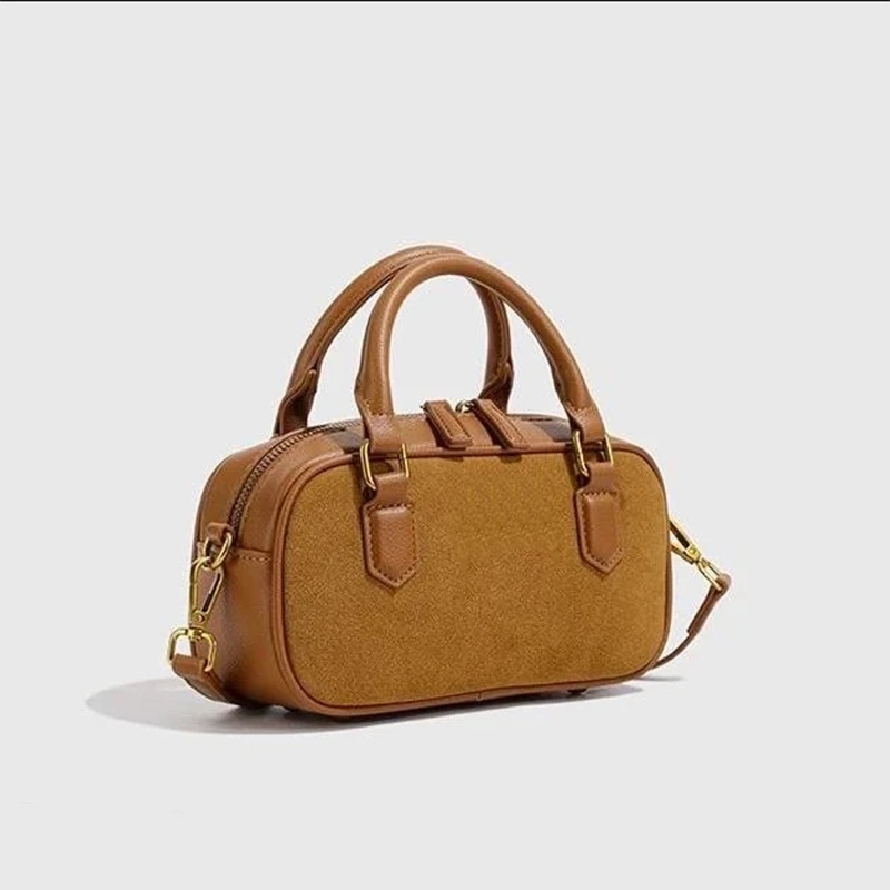 CK磨砂波士顿包2025秋冬新款轻奢都市简约单肩斜挎包休闲枕头包