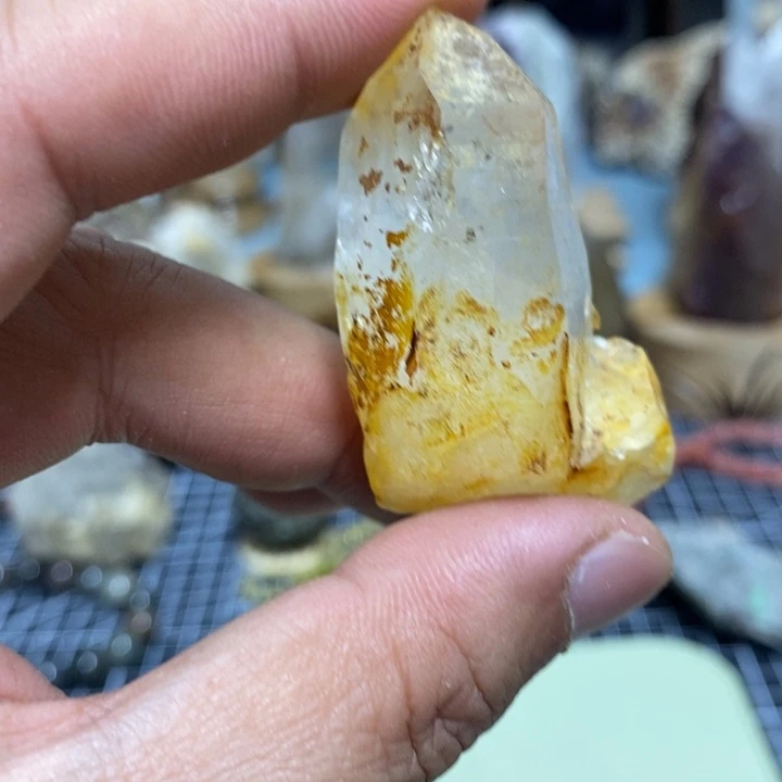 水晶水晶柱未镶嵌