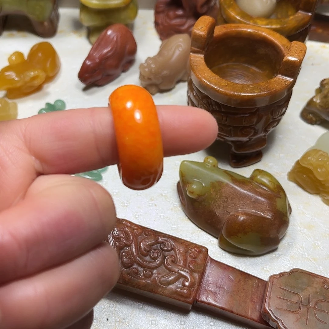 白玉菩提吊坠白玉菩提吊坠