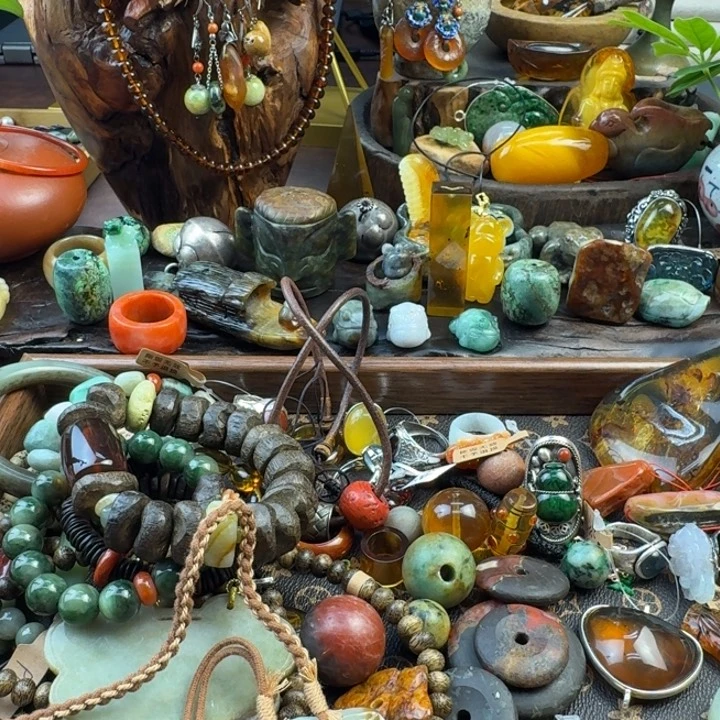 翡翠颈饰未镶嵌吉*