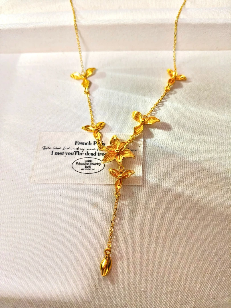 铜合金项链 花月佳期繁花似锦项链婚嫁铃兰花朵三金五金订婚轻奢