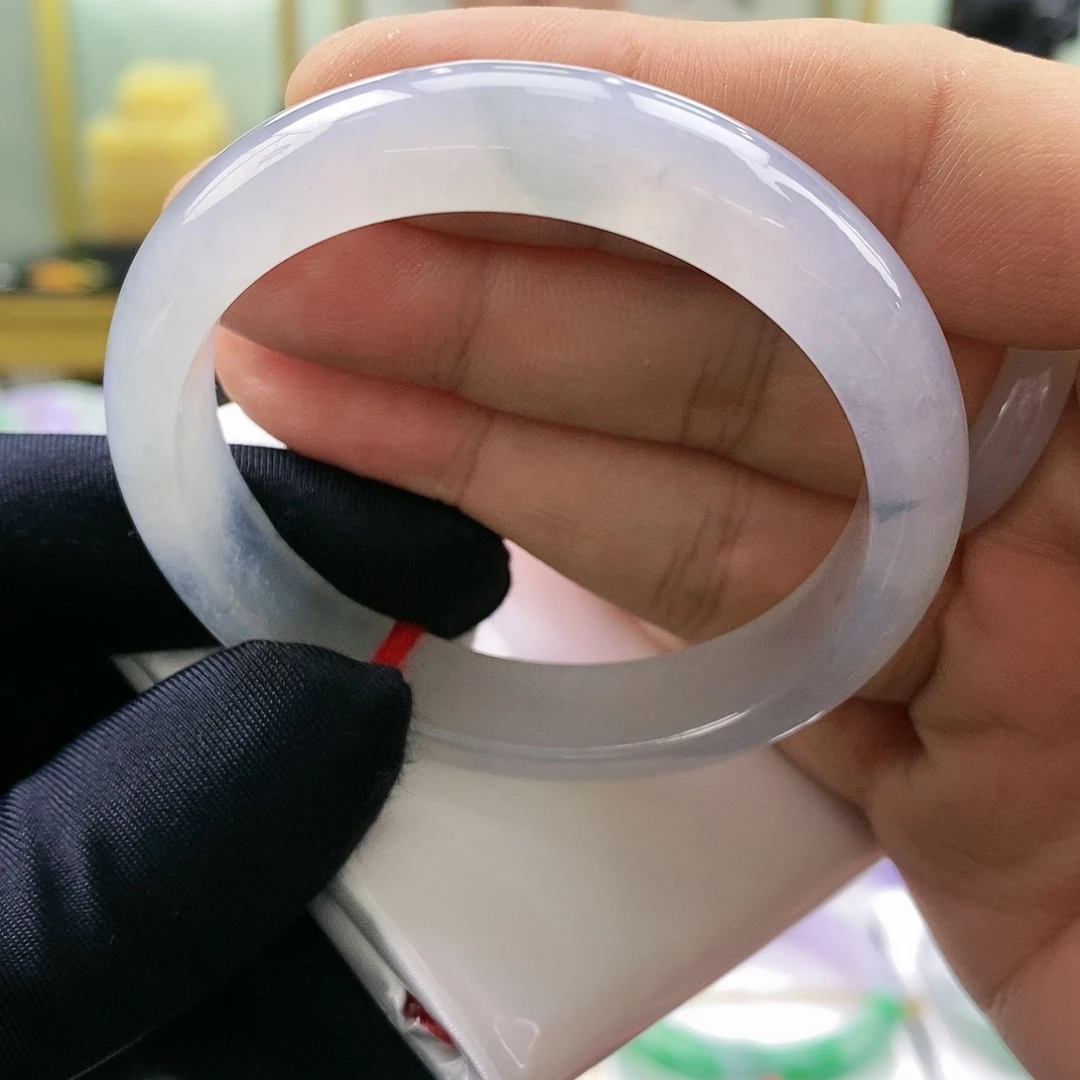 【闪购商品】未镶嵌手镯翡翠炸光