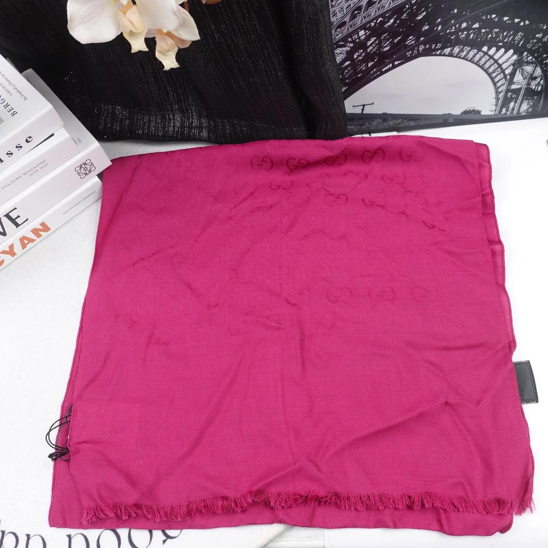 95新 GUCCI/古驰 /围巾/T10173788