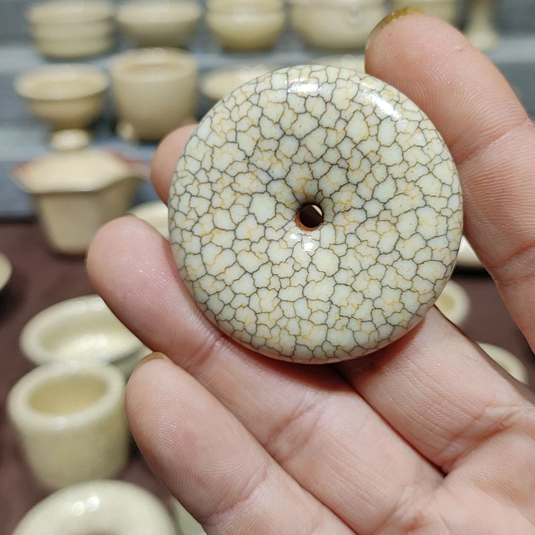 素****龚东华老师梅花墨纹作品
