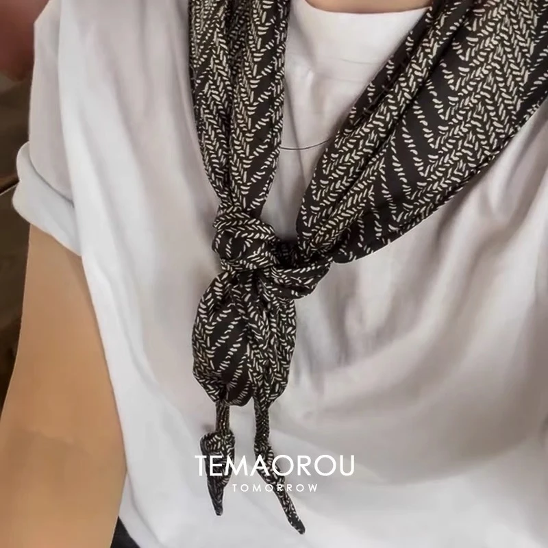 25S 丝巾女春秋季韩版百搭黑色人字纹三角披肩外搭打结领巾围巾女