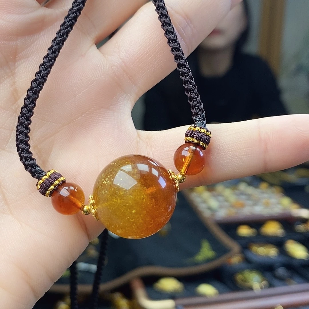 琥珀未镶嵌裸石成品