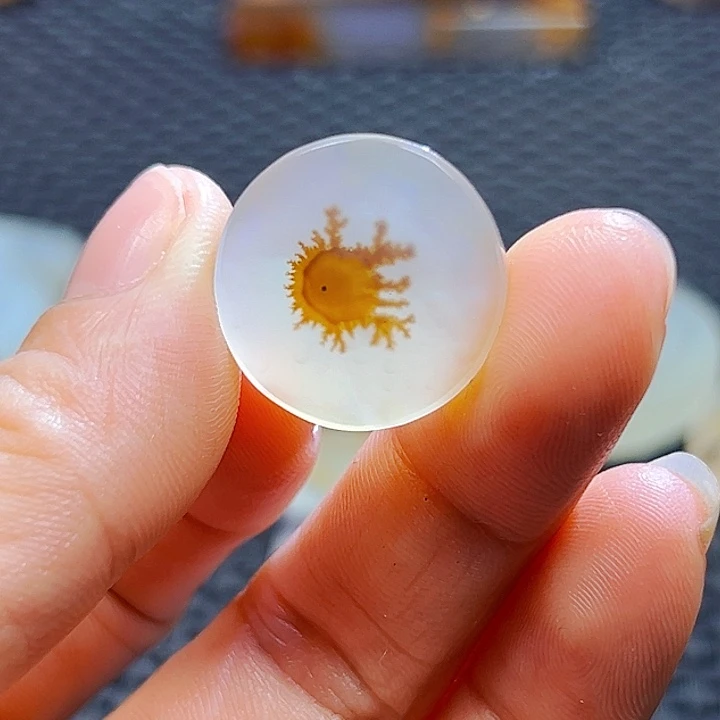 茗****未镶嵌玛瑙/玉髓珠宝半成品