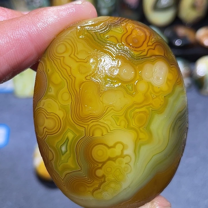 未镶嵌玛瑙/玉髓珠宝奇石