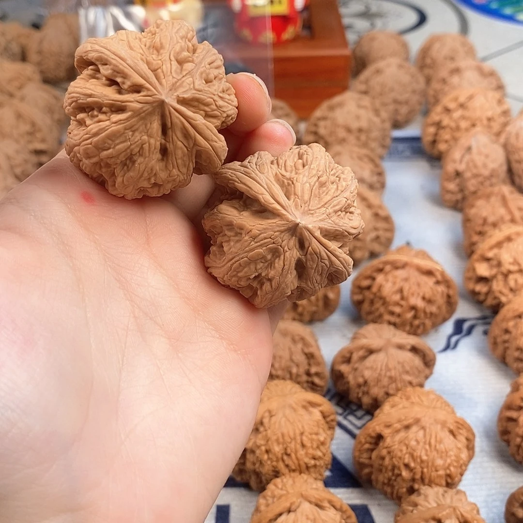 文玩核桃吊坠如**光粗筋