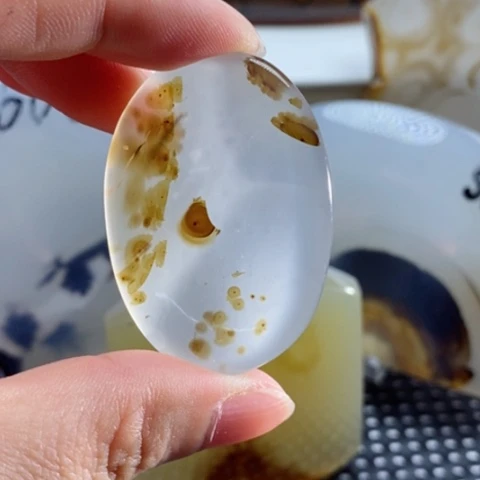 玛瑙/玉髓颈饰未镶嵌拉*克