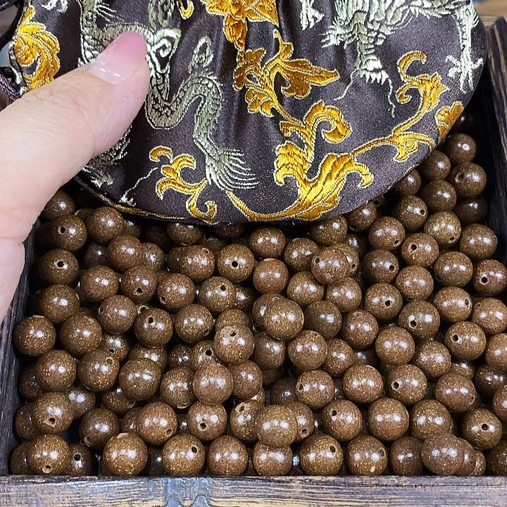 【雍正避暑】0.8拍到手200颗打底微瑕
