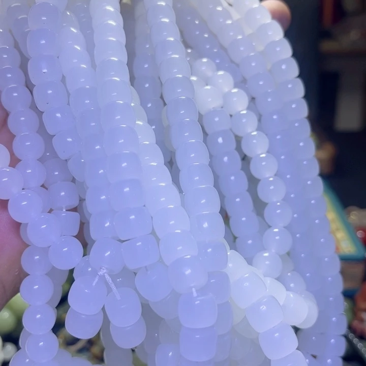 二***产蛇纹石玉未镶嵌项链