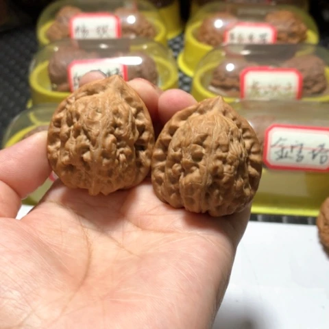 吊坠文玩核桃赤龙鸡心