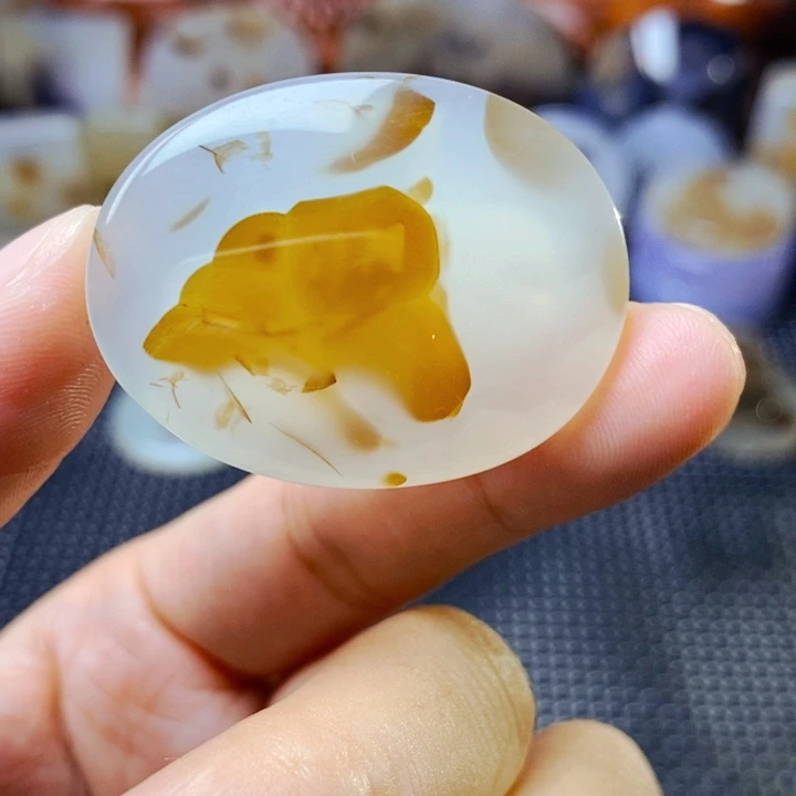 玛瑙/玉髓未镶嵌珠宝奇石
