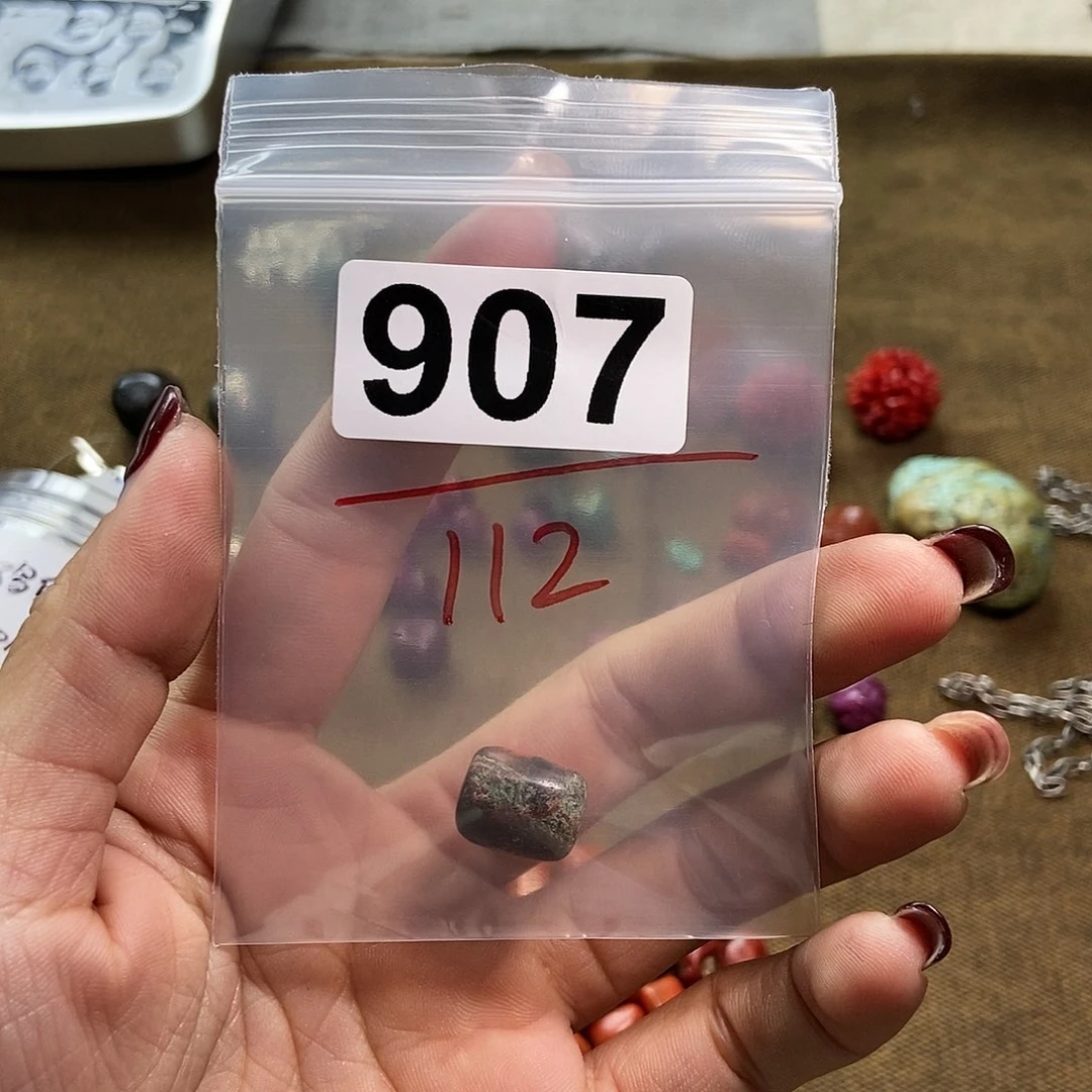 【闪购商品】翡翠颈饰未镶嵌流**月配件