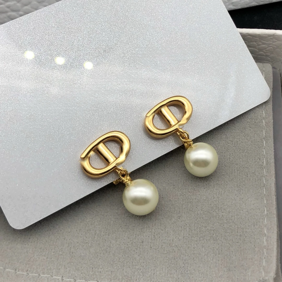 合金锆石耳饰 D&D 气质小巧珍珠吊坠耳钉百搭