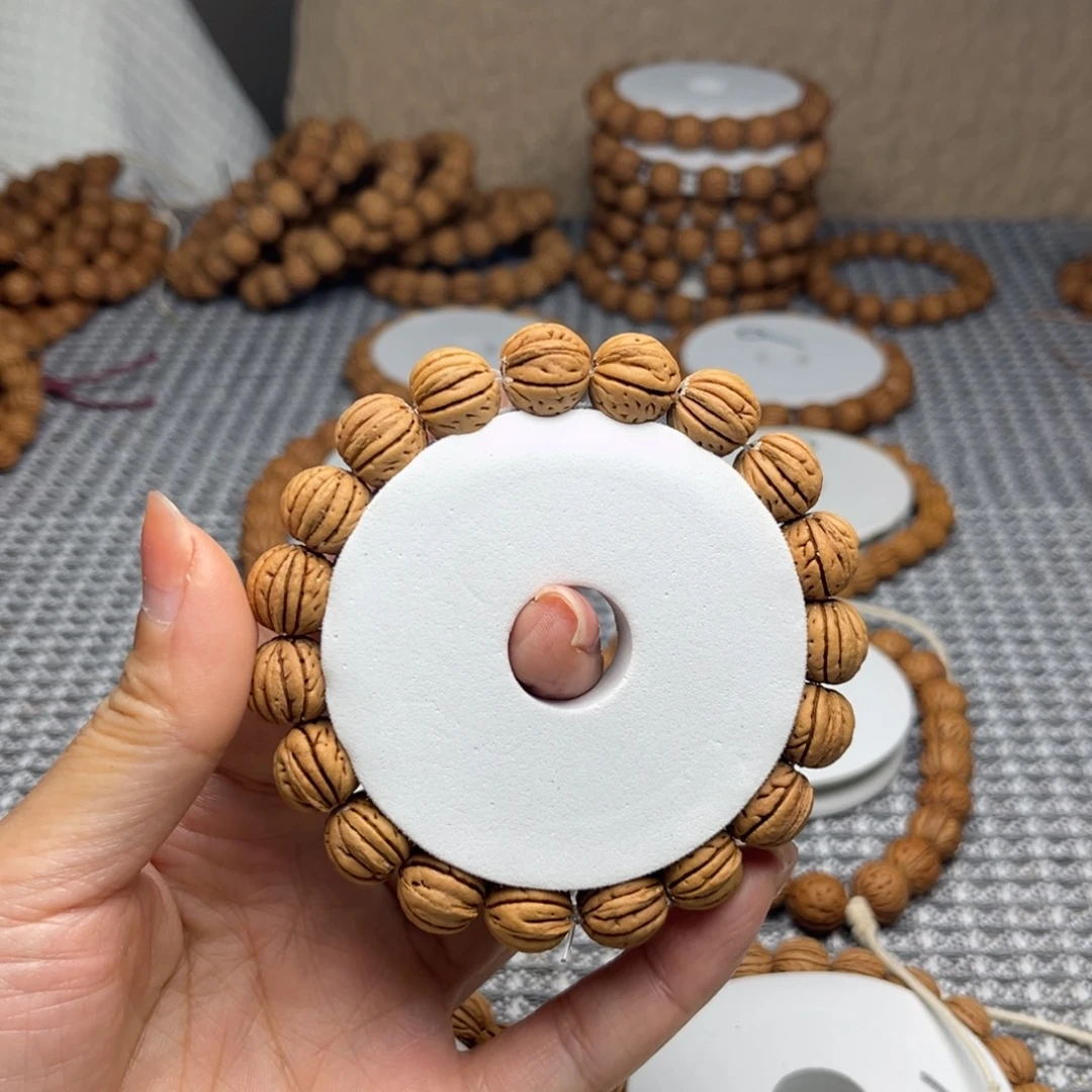 吊坠桃核888888888