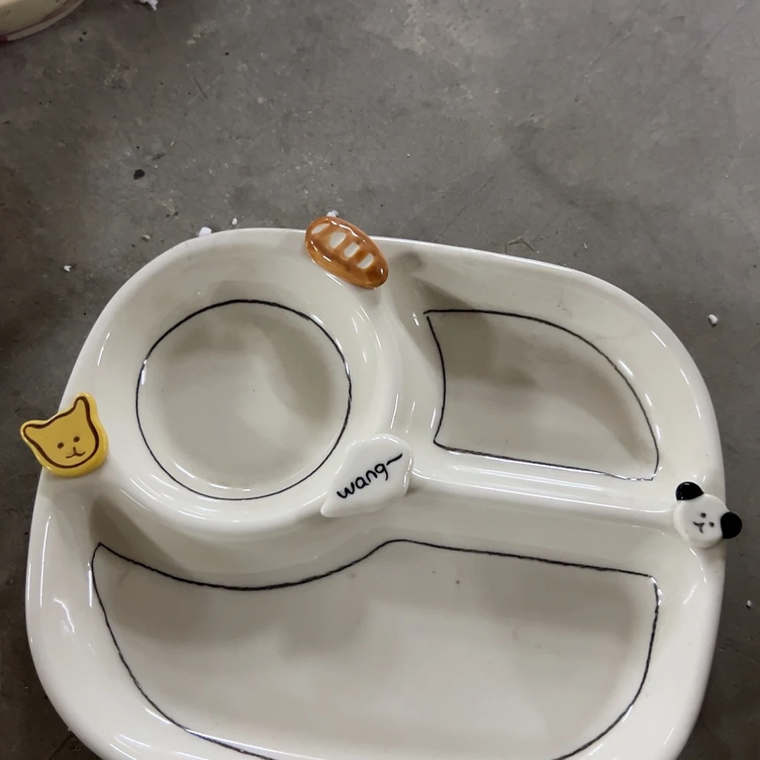 瓷瑕疵小狗分餐盘一个