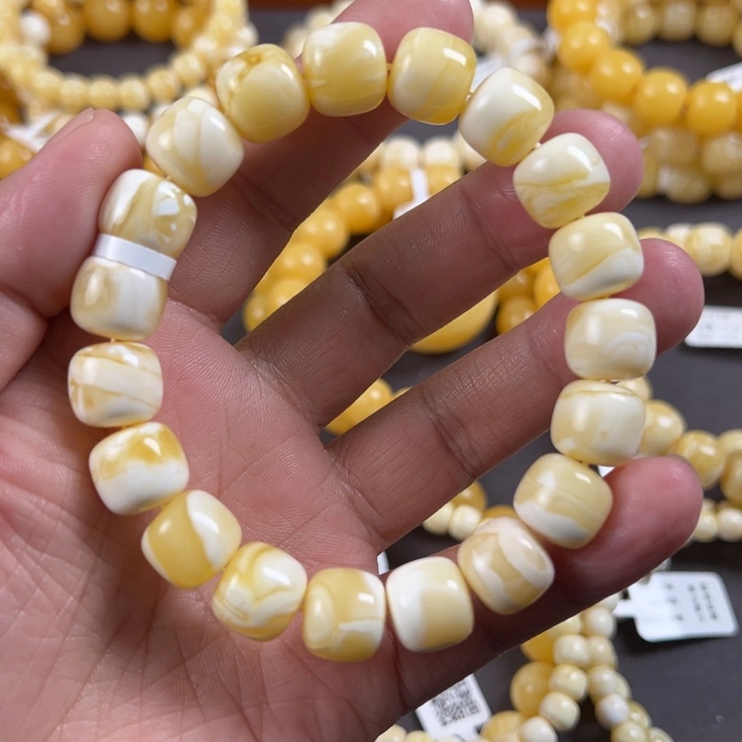 琥珀裸石未镶嵌同料瓷白12 m