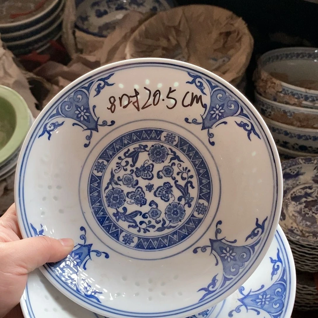 摆件8寸青花玲珑瓷盘