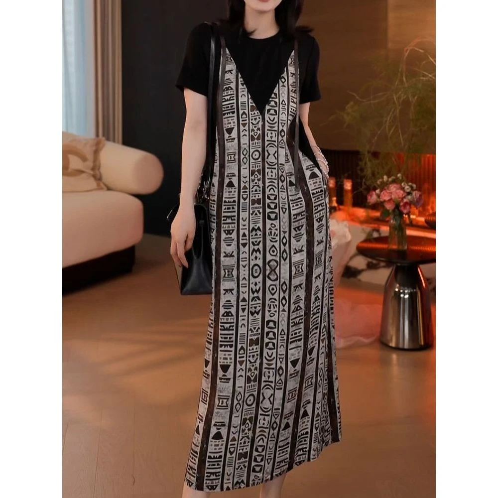 国风气质优雅端庄拼接连衣裙女2025夏季新款洋气休闲通勤直筒裙