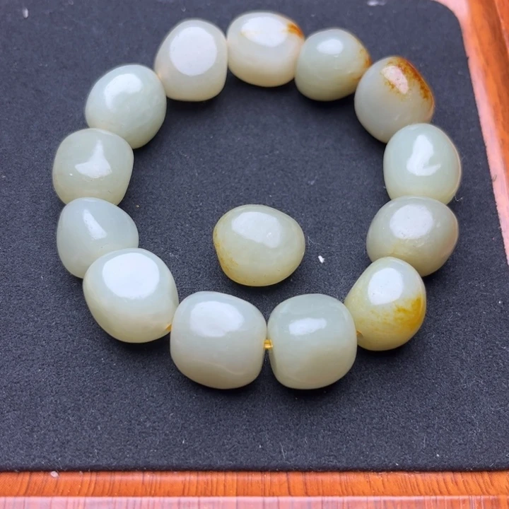 和田玉未镶嵌手链