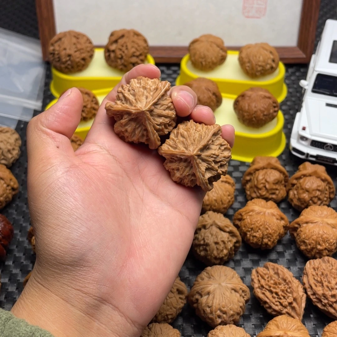 .***c把件文玩核桃盘山42全