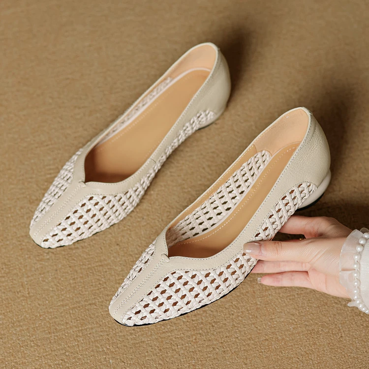 法式镂空凉单鞋女浅口春夏季真皮透气女鞋软粗跟中跟配裙子洞洞鞋