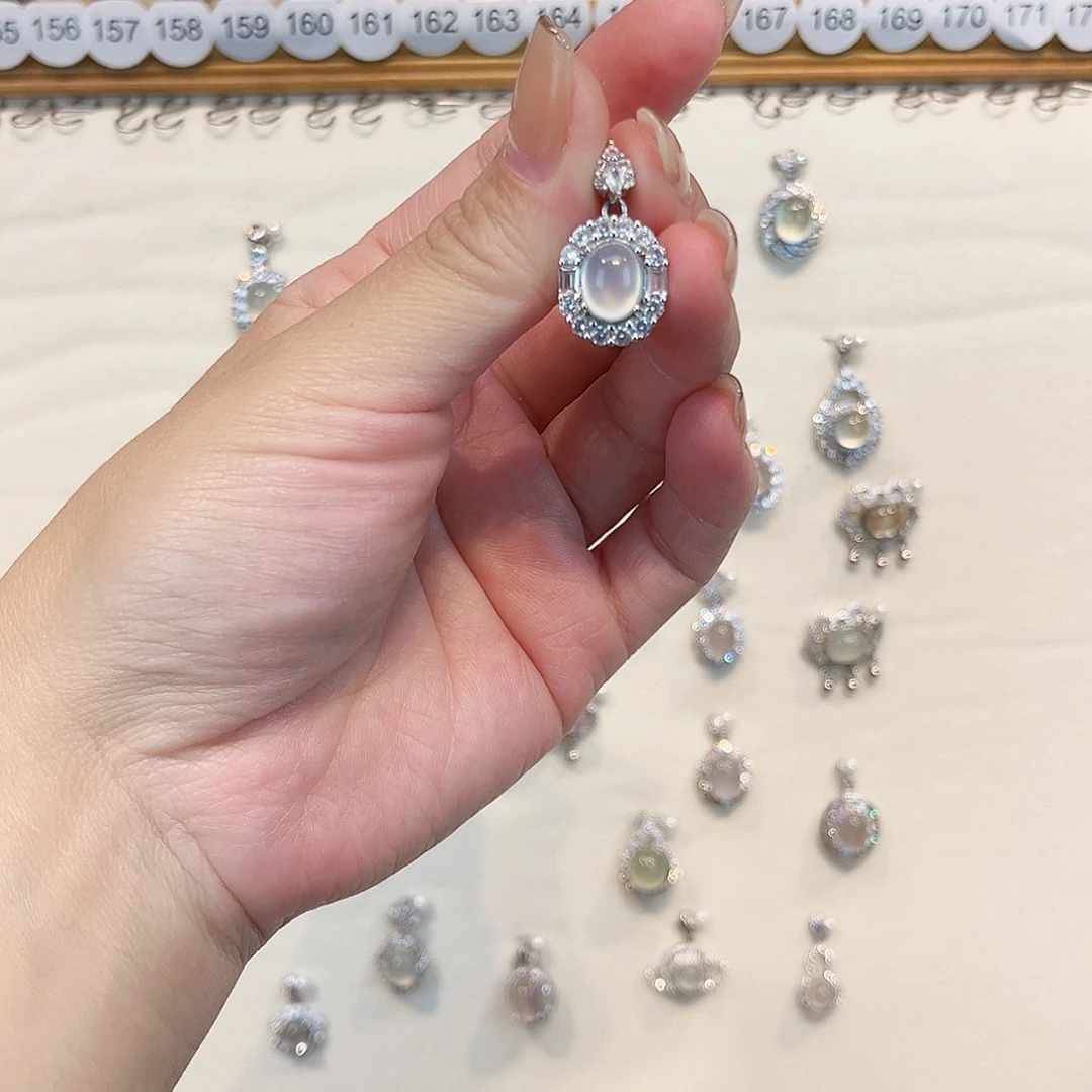 岫玉银S925镶嵌吊坠(赠链)