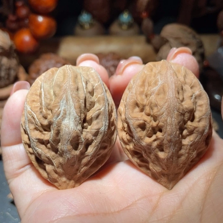 把件文玩核桃东北楸子小雪216