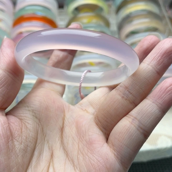 手镯玛瑙/玉髓未镶嵌56圈口
