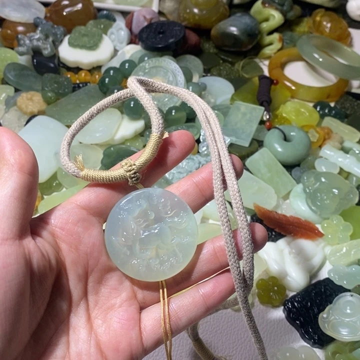 蛇纹石玉合金颈饰