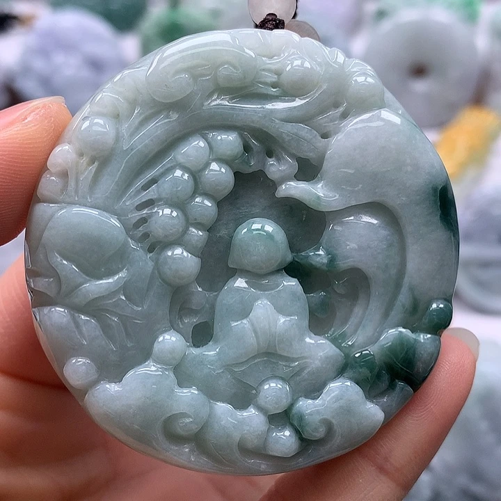 翡翠未镶嵌颈饰悟道福利两面工艺福利