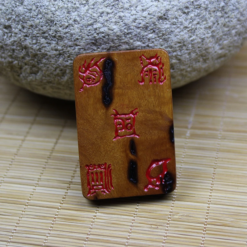 天然雷击枣木五岳真形图纯手工雕刻雷焦雷痕吊牌
