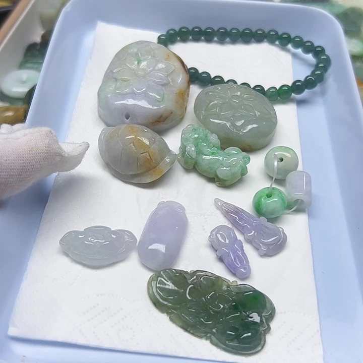 伤***一翡翠未镶嵌颈饰天然翡翠031