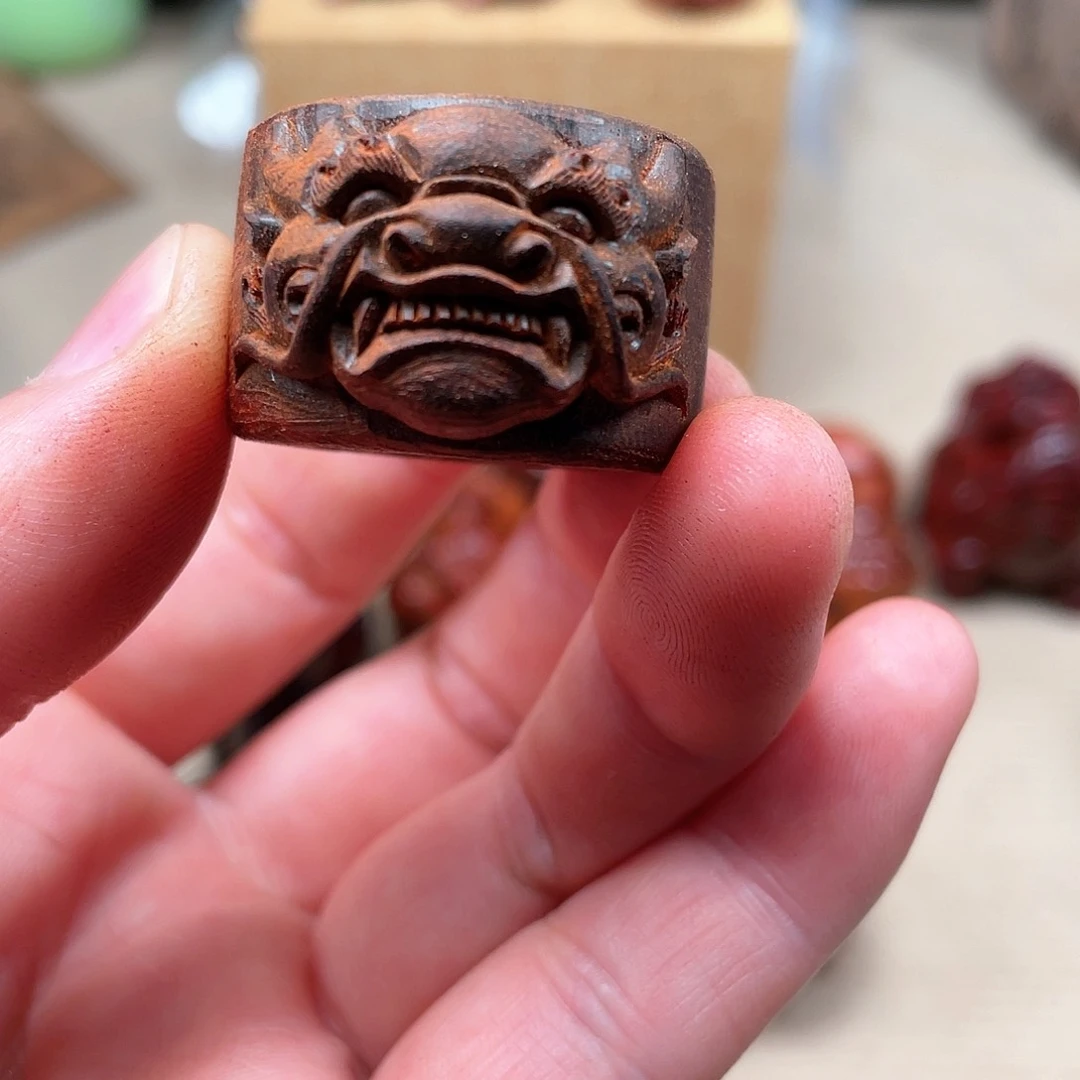 檀香紫檀（小叶紫檀）寒*