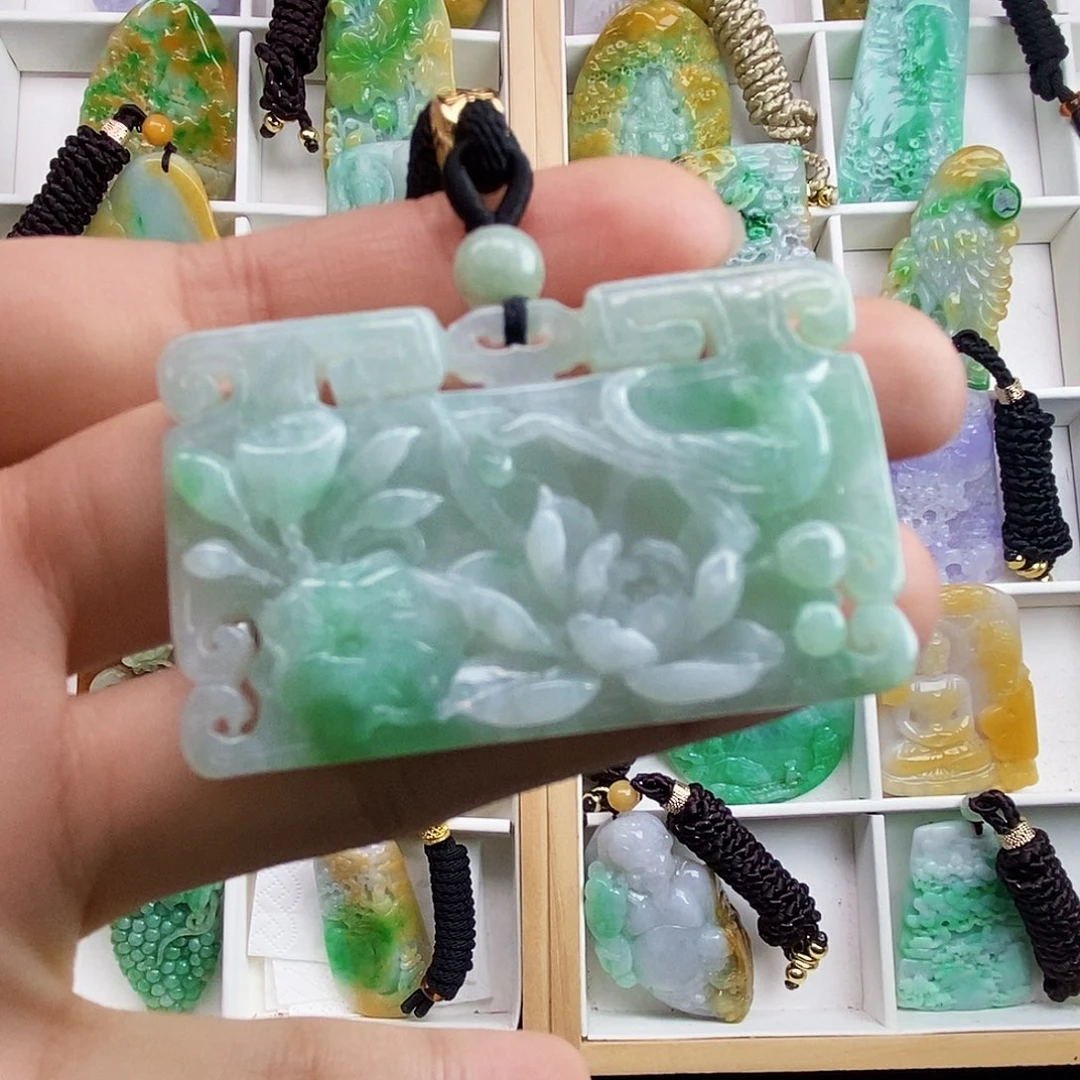 颈饰未镶嵌翡翠翡翠