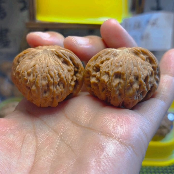 文玩核桃吊坠磨盘