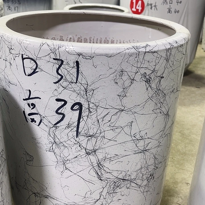 陶瓷花盆大号一个