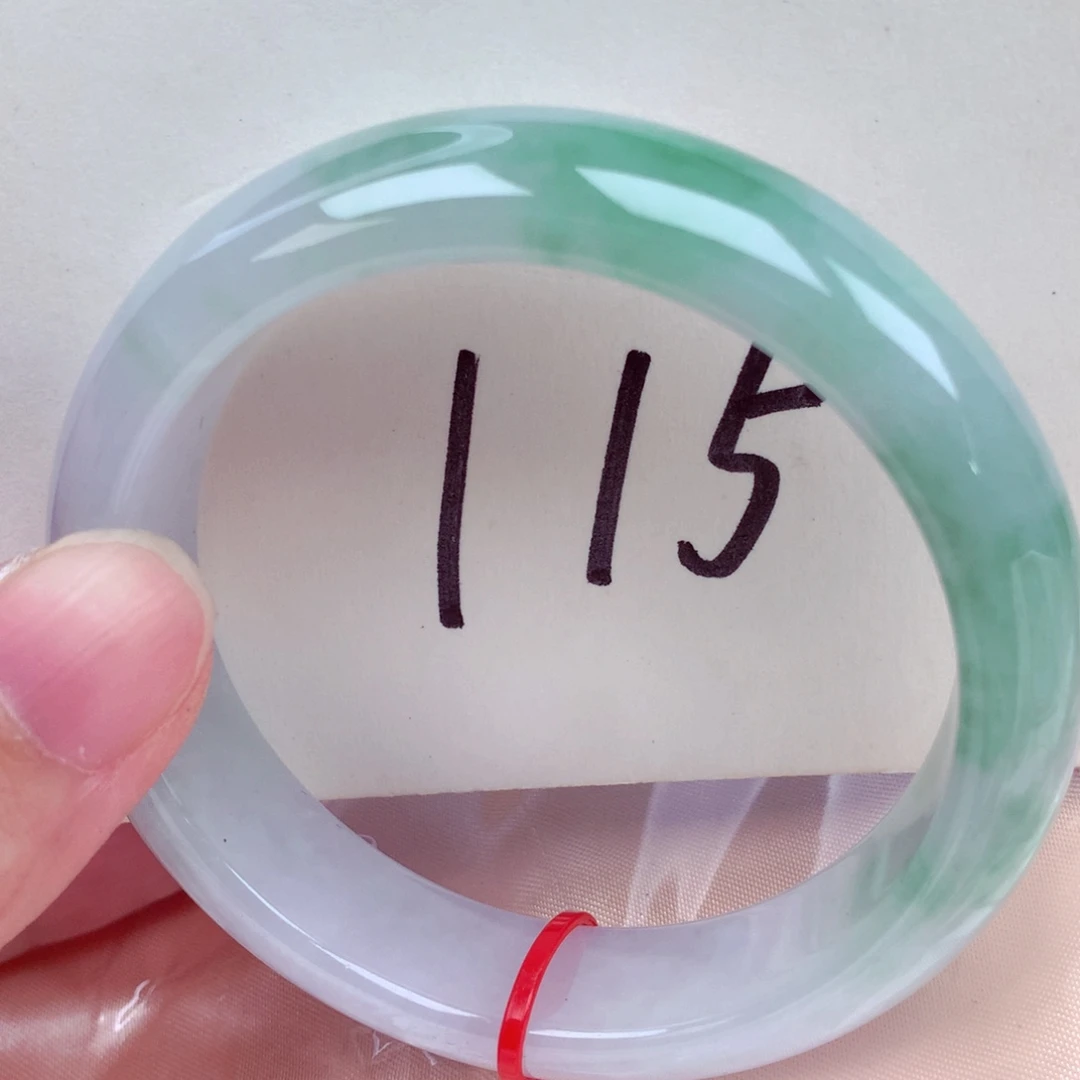 翡翠未镶嵌手镯翡翠