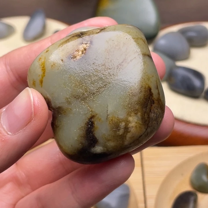 和田玉未镶嵌颈饰3