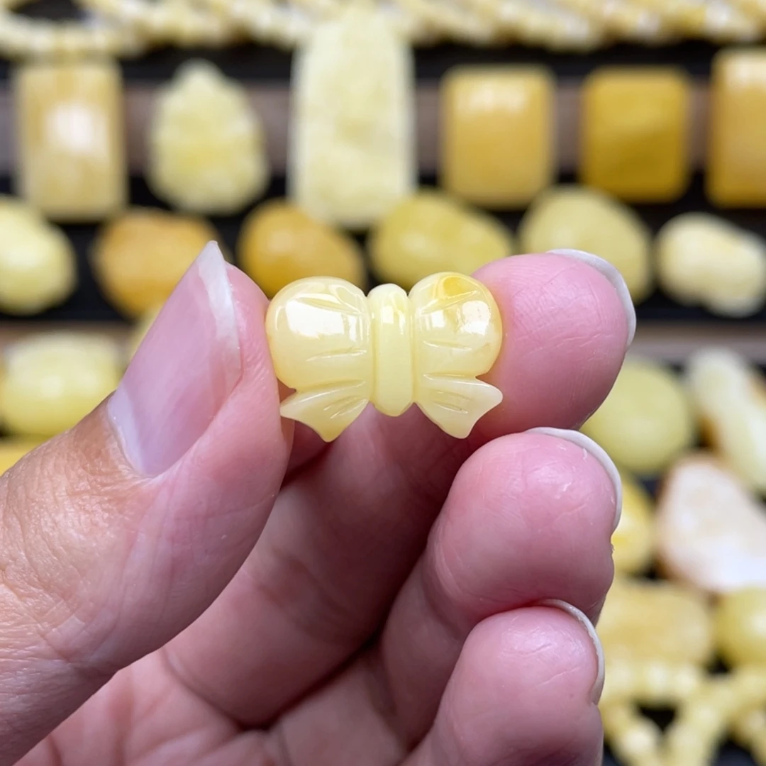 琥珀未镶嵌裸石琥珀蜜蜡