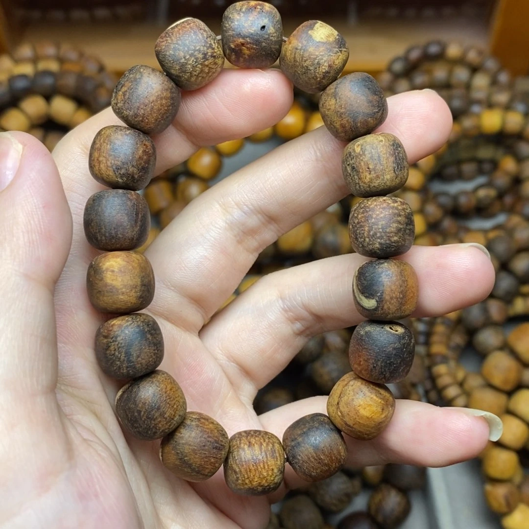 贡木11.12贡木微瑕