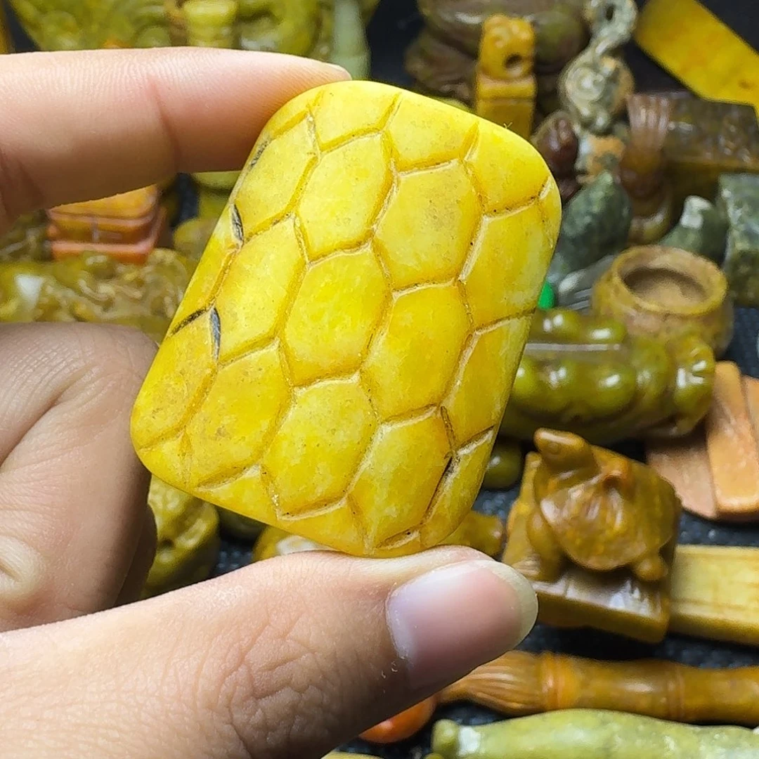 白玉菩提吊坠。。。