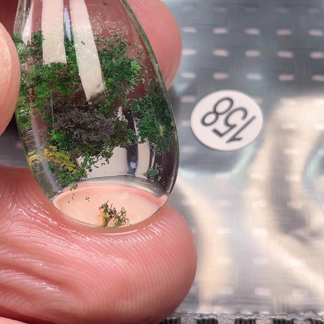 【闪购商品】颈饰未镶嵌水晶C****n