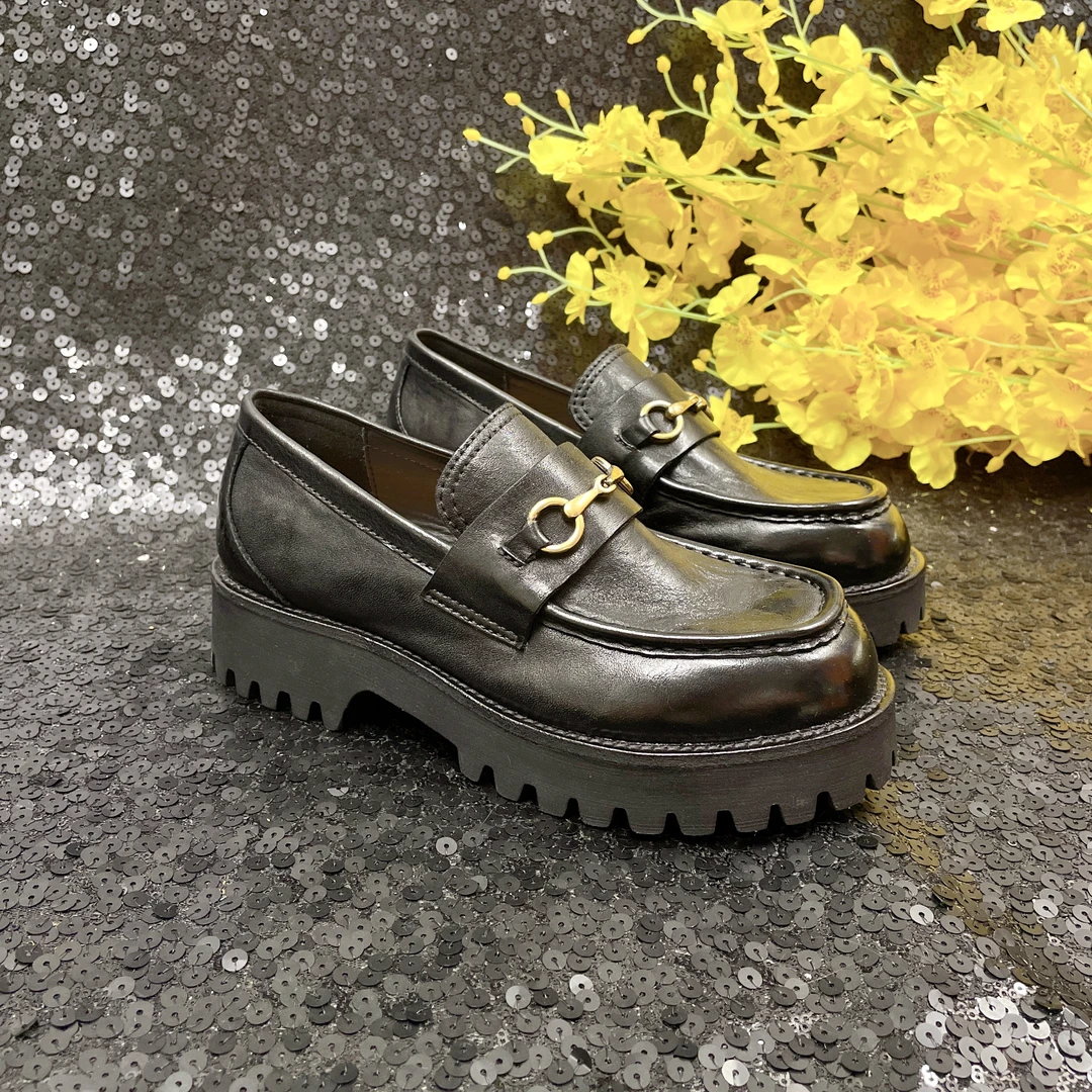 水洗马皮复古乐福鞋时尚休闲2025新款马衔扣金币圆头增高单鞋女