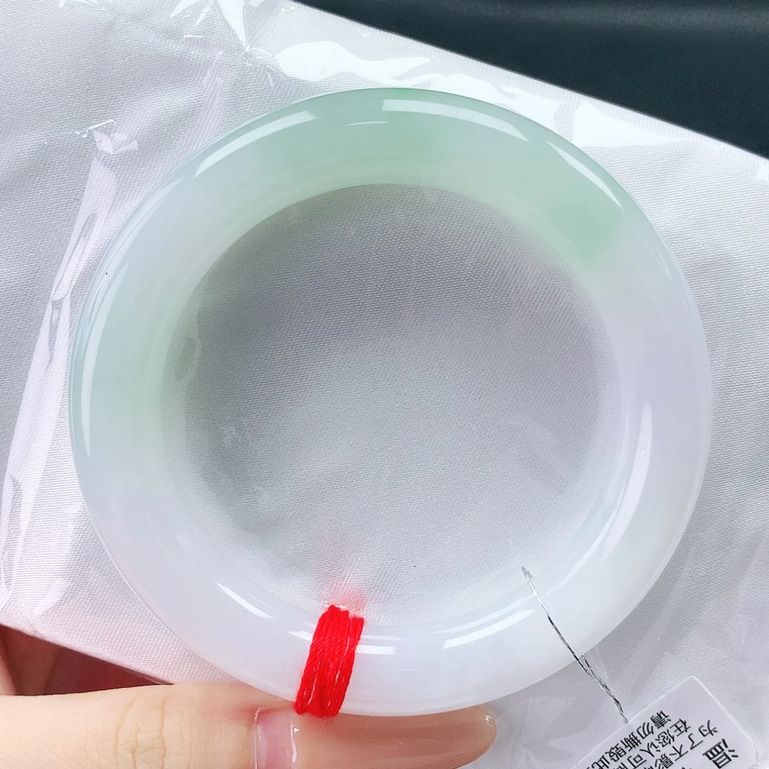 翡翠手镯未镶嵌53胖