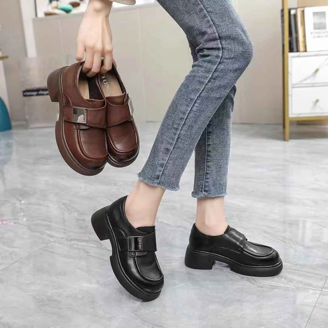 妞01-8686真皮时尚单鞋