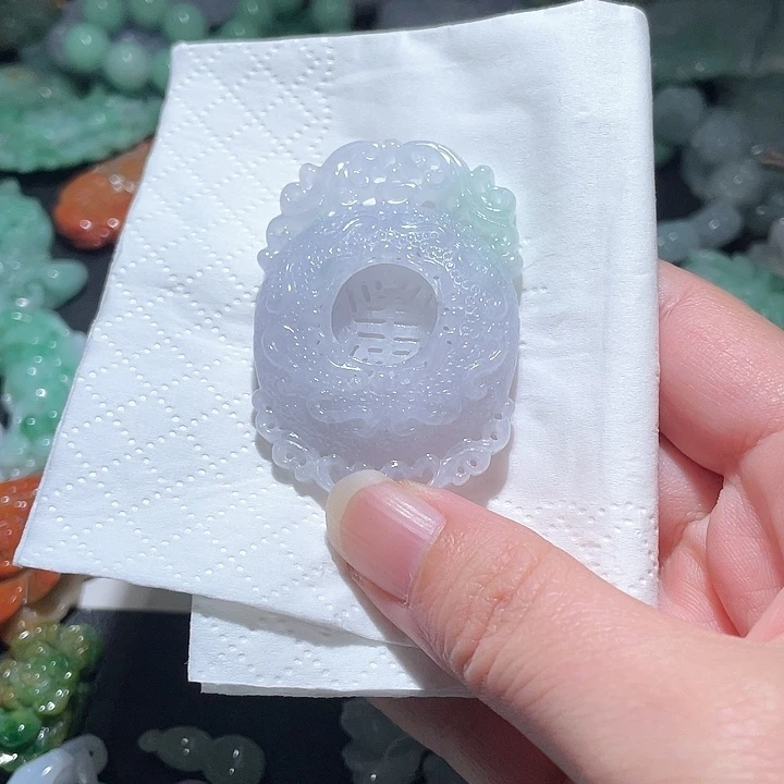颈饰未镶嵌翡翠天