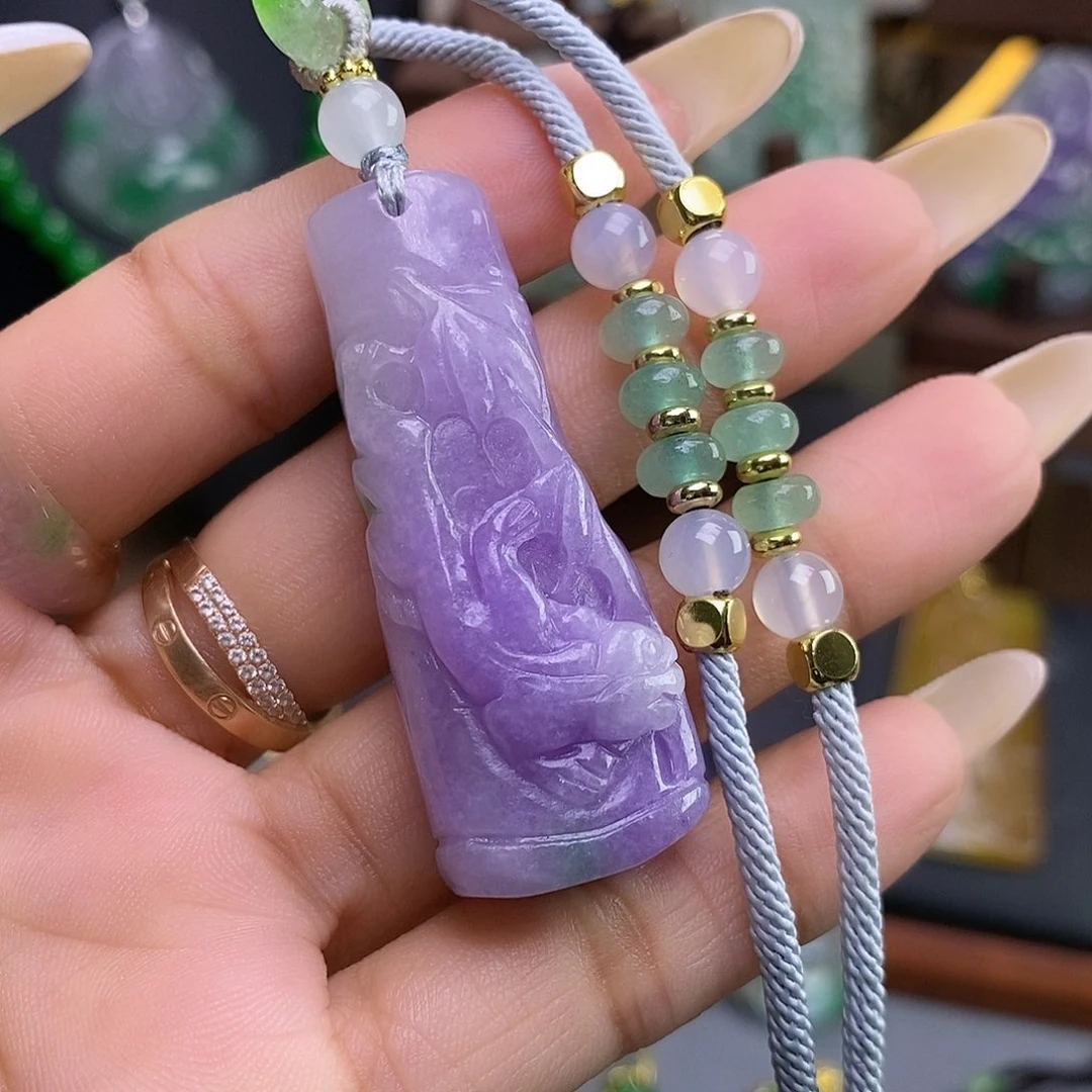 吊坠(赠链)未镶嵌翡翠